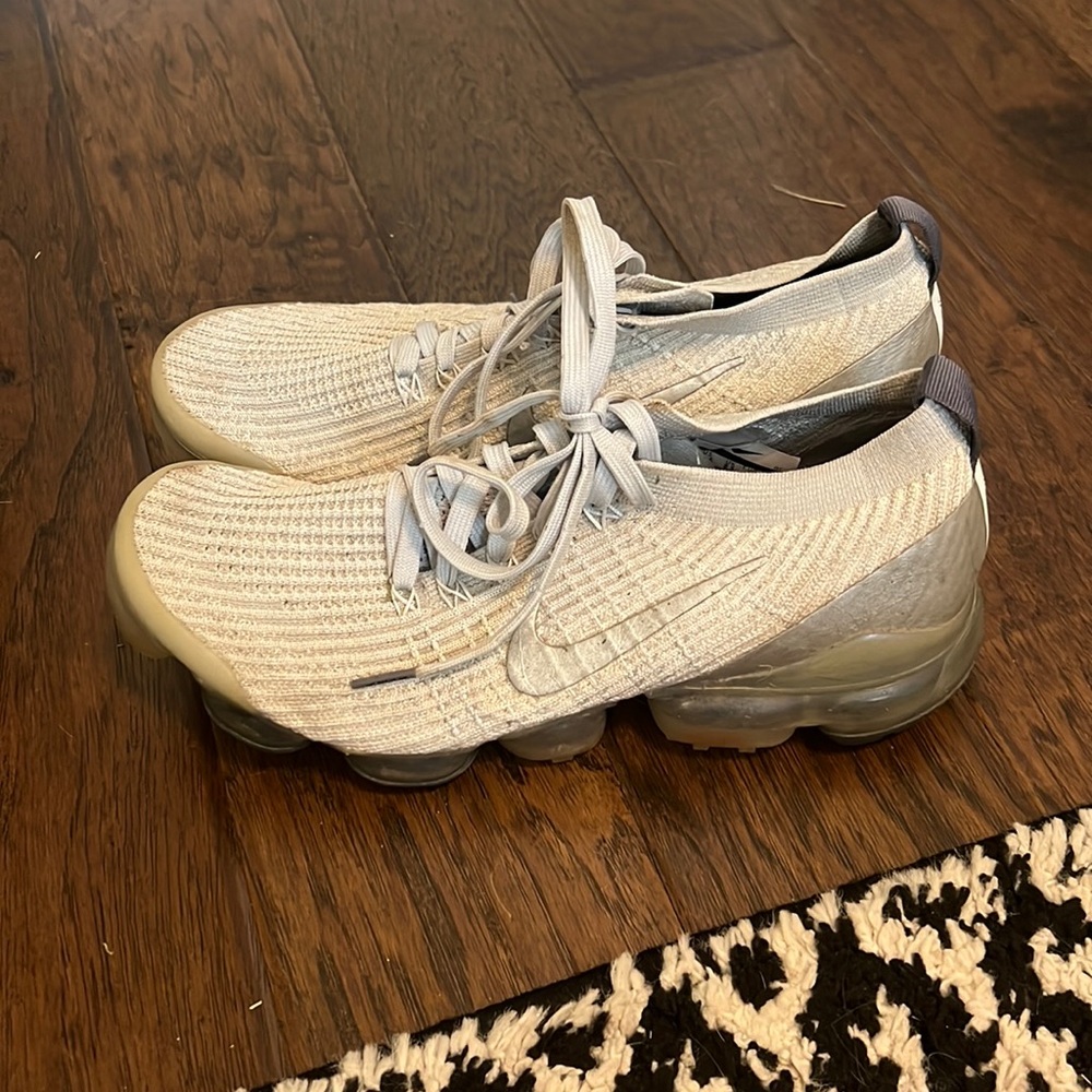 Womens vapor max